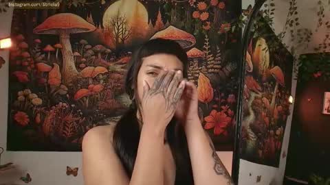 B R I E L A  online show from April 29, 2026, 7:53 pm