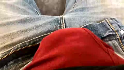 6inchboytoy online show from March 7, 2025, 6:54 pm