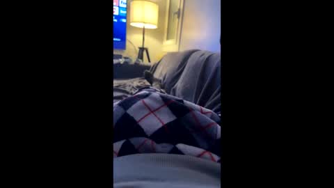 6tu online show from November 5, 2025, 10:21 pm