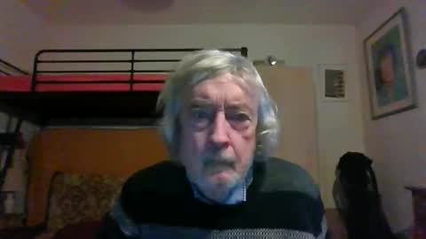 78kiss online show from December 14, 2025, 4:01 pm