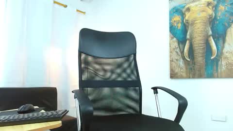 Alan online show from December 2, 2025, 12:54 pm