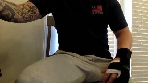 7incherinhand online show from November 5, 2025, 3:23 pm