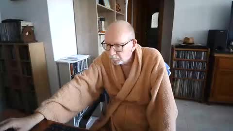  Papi  online show from January 11, 2026, 11:15 am