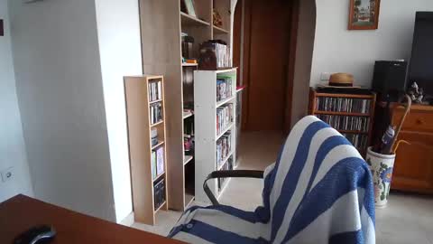  Papi  online show from February 16, 2026, 9:05 am