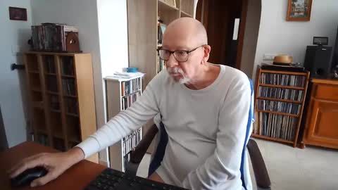 Snapshot of 7thsojourn chatting on May 4, 2026, 9:49 am Papi online show from May 4, 2026, 9:49 am