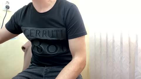 Snapshot of 7znkbob chatting on December 23, 2024, 9:49 am bob big head online show from December 23, 2024, 9:49 am