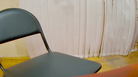 Snapshot of 7znkbob chatting on December 25, 2024, 1:53 am bob big head online show from December 25, 2024, 1:53 am