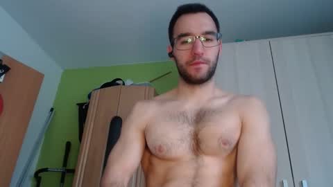 Snapshot of 8000zuerich chatting on March 12, 2025, 10:48 am Nicolas online show from March 12, 2025, 10:48 am