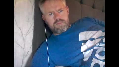 81jonnyx online show from January 2, 2025, 2:24 pm