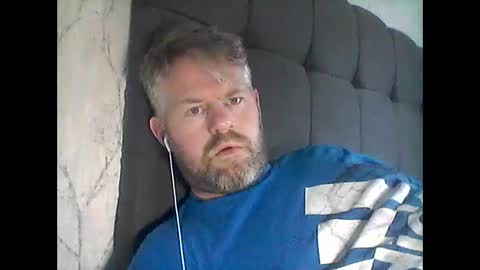 81jonnyx online show from March 3, 2025, 4:03 pm