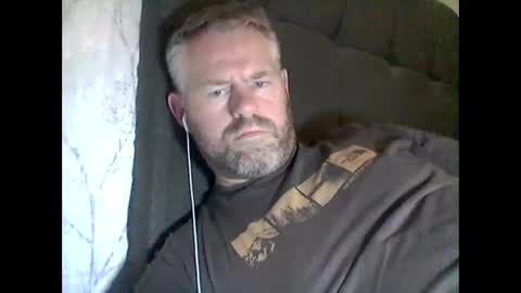 81jonnyx online show from October 24, 2025, 4:25 pm