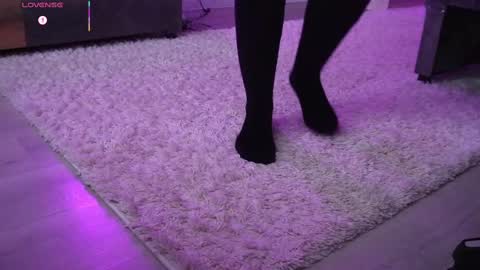 Monicano face online show from September 11, 2025, 2:11 am