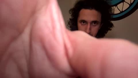 Snapshot of 8inchandres chatting on February 8, 2026, 11:46 am Andy online show from February 8, 2026, 11:46 am