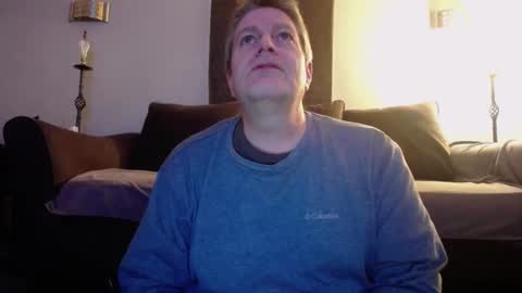 Snapshot of 989guy chatting on January 28, 2025, 1:18 am 989guy online show from January 28, 2025, 1:18 am