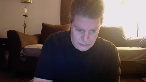 Snapshot of 989guy chatting on February 7, 2025, 12:09 am 989guy online show from February 7, 2025, 12:09 am