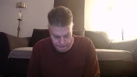 Snapshot of 989guy chatting on January 17, 2026, 1:43 am 989guy online show from January 17, 2026, 1:43 am