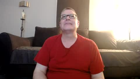 Snapshot of 989guy chatting on June 14, 2026, 1:36 am 989guy online show from June 14, 2026, 1:36 am