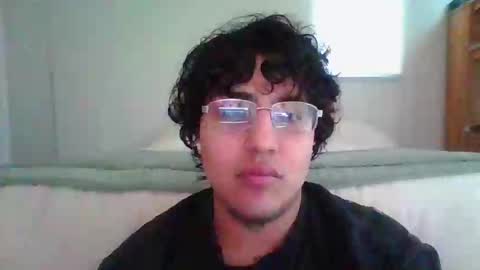 Snapshot of 99_butterfly_boy99 chatting on December 23, 2024, 7:09 pm Butterfly boy online show from December 23, 2024, 7:09 pm