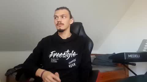 Alex online show from October 20, 2025, 11:43 am