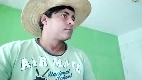 9vinhocamshow online show from January 17, 2025, 11:17 am