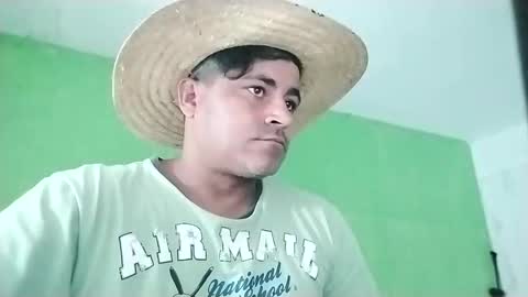 9vinhocamshow online show from February 2, 2025, 11:30 am