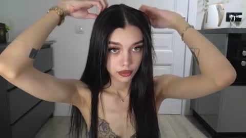 KARINA online show from July 15, 2026, 9:47 am