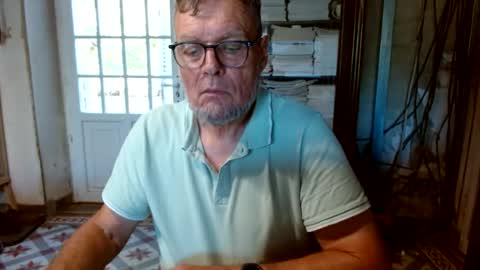 Snapshot of _123_voyeur_ chatting on July 28, 2026, 2:13 pm _123_voyeur_ online show from July 28, 2026, 2:13 pm