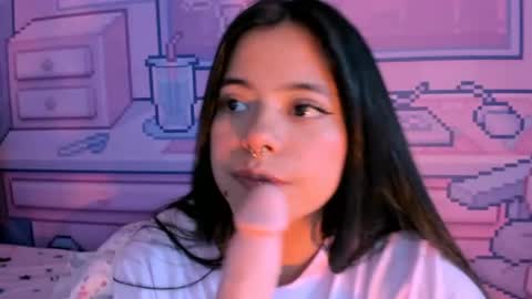 Alice  online show from December 6, 2024, 6:04 am