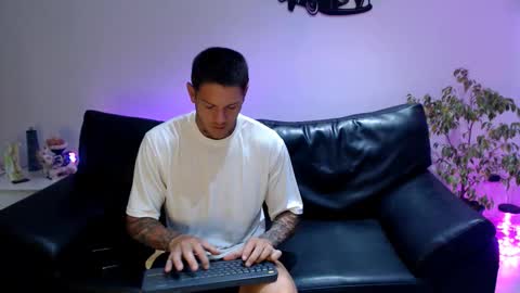 Maia  Martin online show from February 8, 2026, 3:26 pm