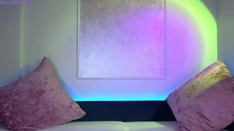 Willow online show from March 3, 2025, 5:42 am