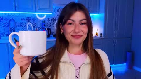 Willow online show from October 1, 2025, 9:21 pm