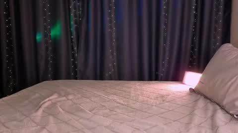 Willow online show from April 21, 2026, 1:42 am