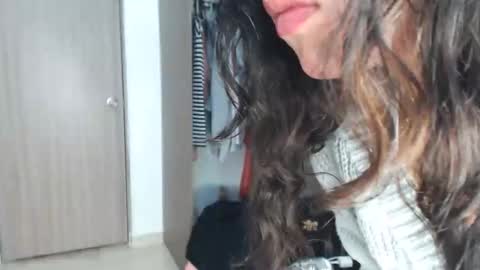 _abrill_20 online show from November 28, 2025, 5:59 pm