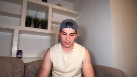 Snapshot of _aesthetic chatting on September 25, 2025, 1:15 pm _aesthetic online show from September 25, 2025, 1:15 pm