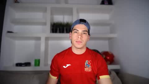 Snapshot of _aesthetic chatting on November 13, 2025, 3:22 pm _aesthetic online show from November 13, 2025, 3:22 pm