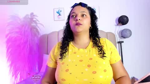 _aithanaa_ online show from February 18, 2026, 6:59 pm