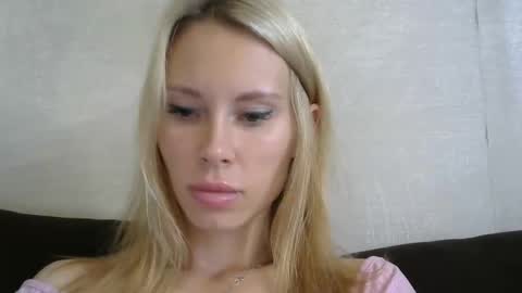 _alex1819 online show from September 26, 2025, 7:23 am