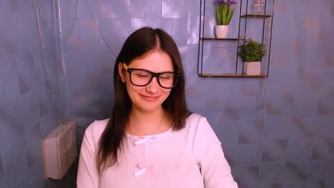 Alice online show from January 6, 2025, 1:30 pm