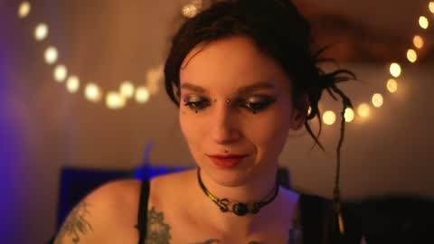 Snapshot of _alicemorrison_ chatting on April 27, 2026, 5:55 pm Alice Morrison Mistress Datura online show from April 27, 2026, 5:55 pm