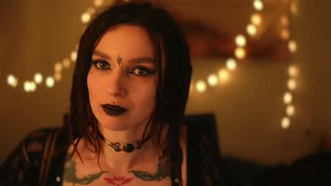 Snapshot of _alicemorrison_ chatting on April 28, 2026, 6:02 pm Alice Morrison Mistress Datura online show from April 28, 2026, 6:02 pm