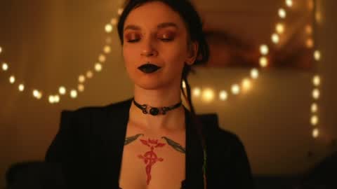 Snapshot of _alicemorrison_ chatting on May 3, 2026, 5:30 pm Alice Morrison Mistress Datura online show from May 3, 2026, 5:30 pm