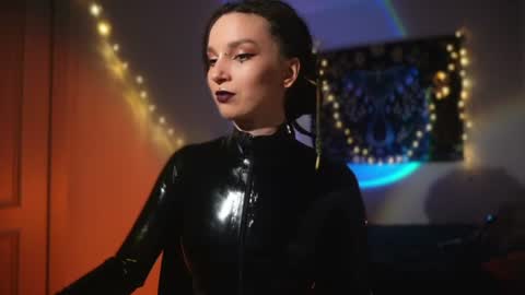 Snapshot of _alicemorrison_ chatting on June 10, 2026, 5:45 pm Alice Morrison Mistress Datura online show from June 10, 2026, 5:45 pm
