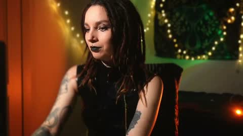 Snapshot of _alicemorrison_ chatting on June 14, 2026, 6:10 pm Alice Morrison Mistress Datura online show from June 14, 2026, 6:10 pm