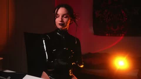Alice Morrison Mistress Datura online show from June 21, 2026, 6:21 pm