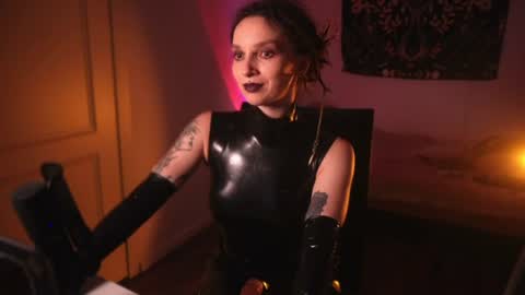 Alice Morrison Mistress Datura online show from July 27, 2026, 6:37 pm
