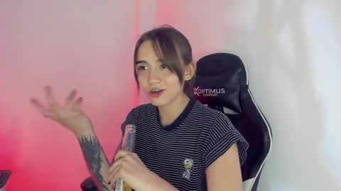 Snapshot of _alicerosse2 chatting on March 5, 2025, 4:24 am ALICE online show from March 5, 2025, 4:24 am