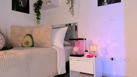 Karo online show from October 2, 2025, 8:38 pm