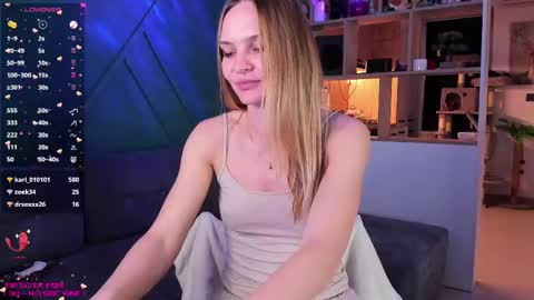 Mia online show from February 15, 2025, 4:01 pm