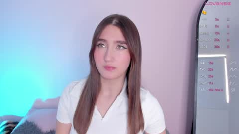 _allisongomez online show from December 31, 2024, 2:58 pm