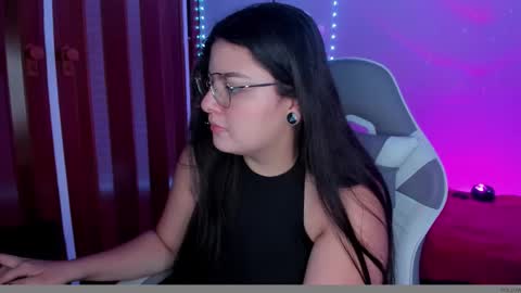 Alisa online show from November 8, 2025, 6:51 pm